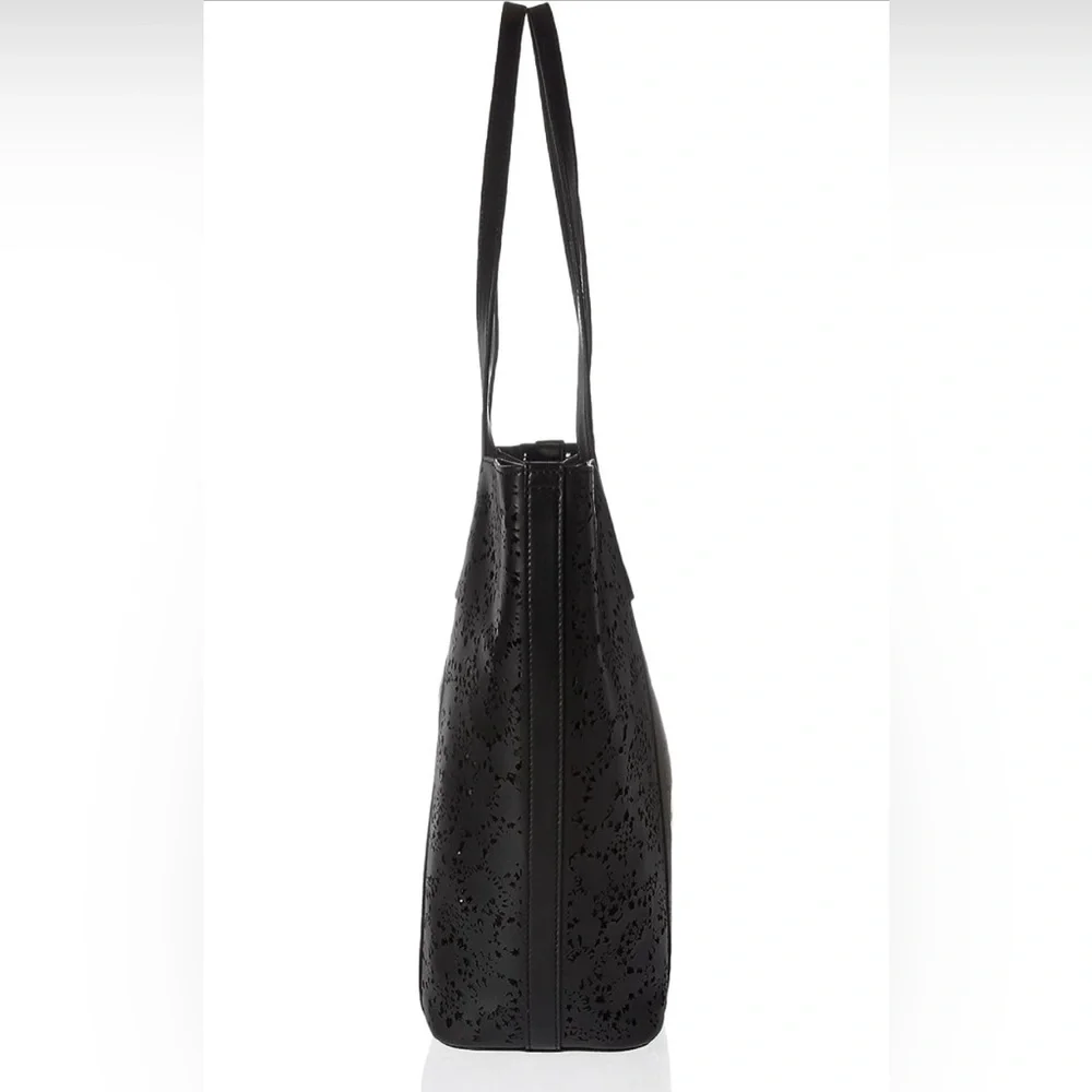 Lucky Brand Group Brio Tote Bag - Picture 3 of 12